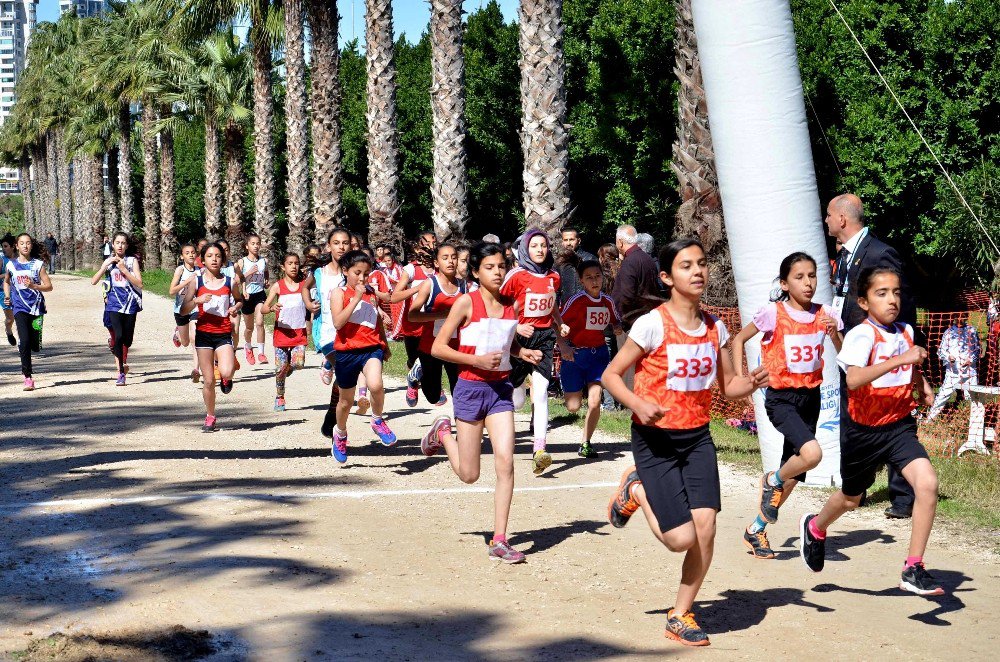 Atletizm Geliştirme Projesi Grup Müsabakaları Adana’da Yapıldı