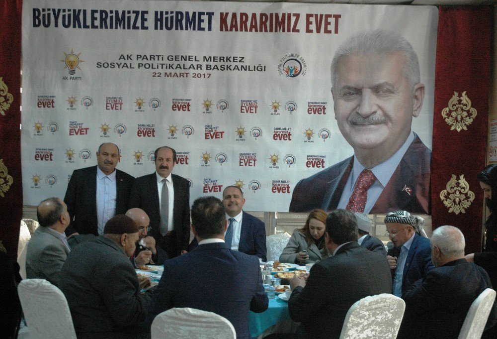 Van’da “Büyüklerimize Hürmet Kararımız Evet” Programı