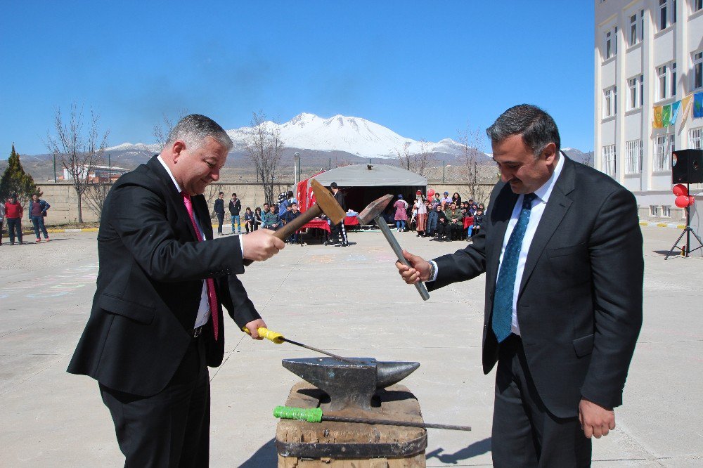 İmkb Fen Lisesinden Nevruz Etkinliği