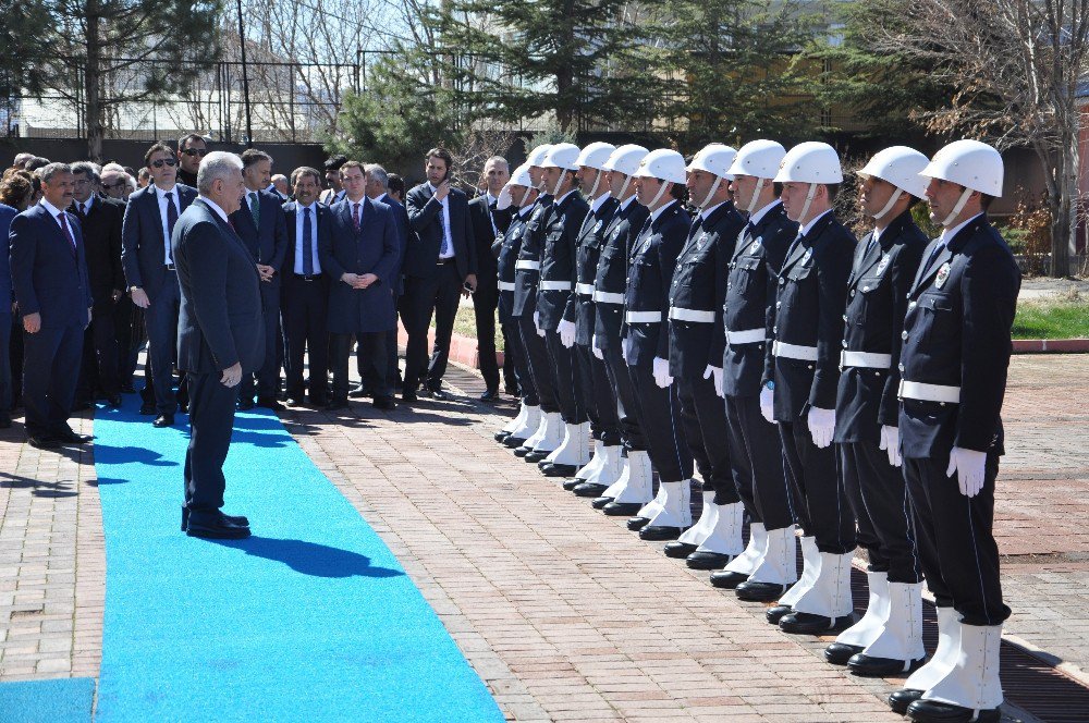 Başbakan Yıldırım Tunceli’de