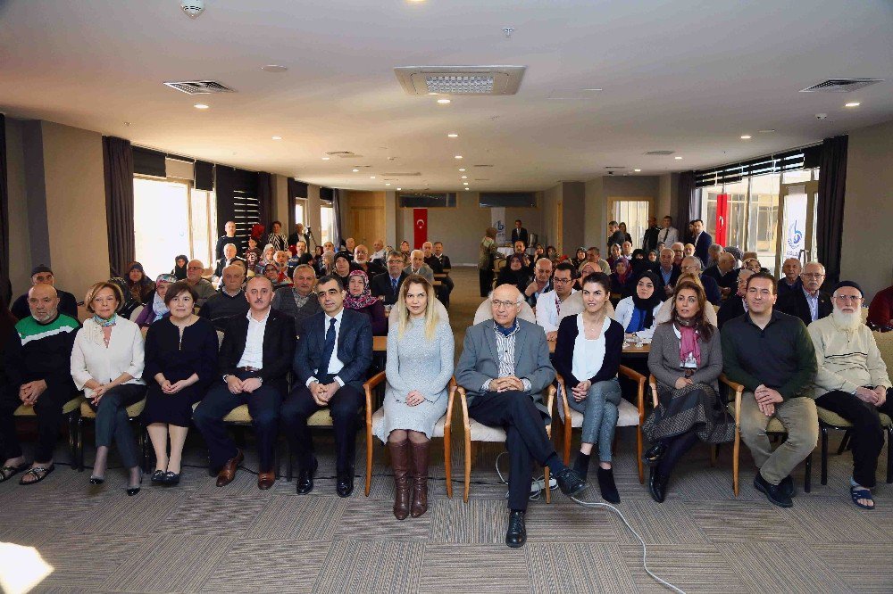 Bağcılarlı Yaşlı Çiftler Tuzla’daki Termal Tesiste Ağırlandı