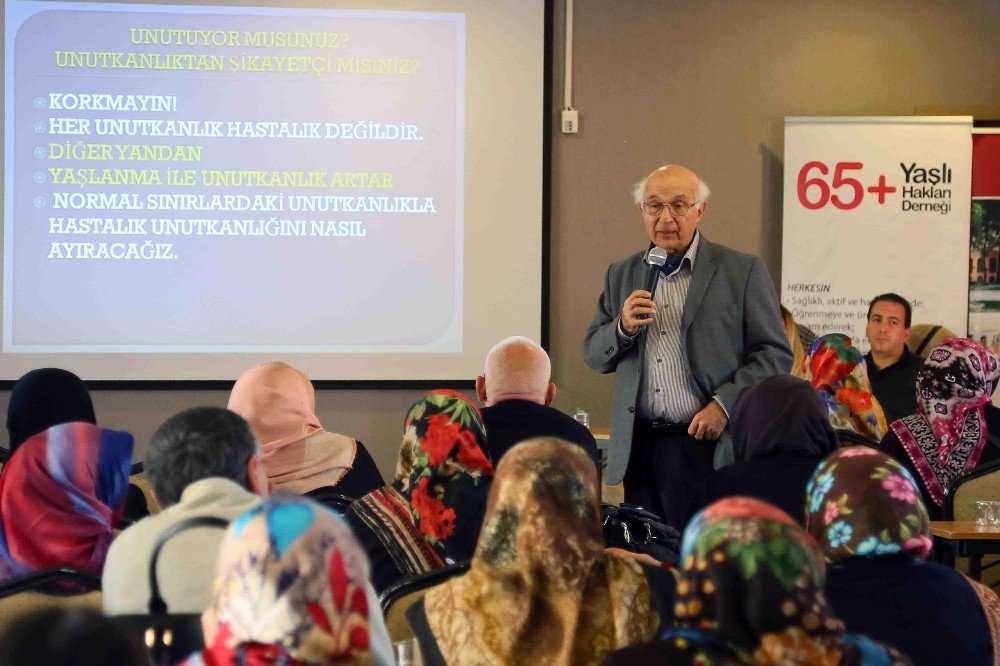 Bağcılarlı Yaşlı Çiftler Tuzla’daki Termal Tesiste Ağırlandı