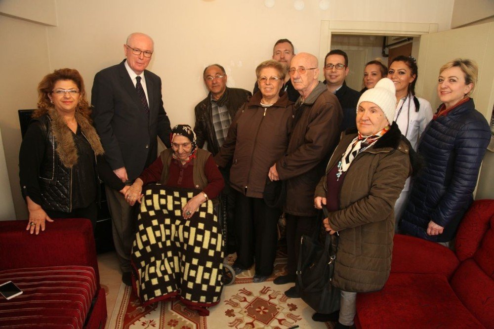 Odunpazarı Belediyesinden 104’lük Çınara Saygı