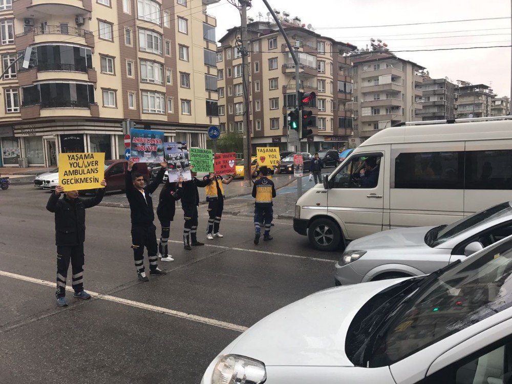 Sağlık Lisesi Öğrencilerinden Gerçeği Aratmayan Tatbikat