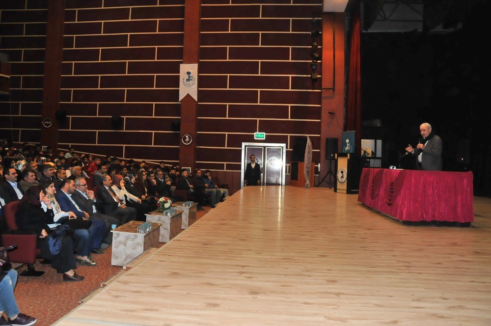 Akşehir Belediyesinden ‘Çanakkale Aslanları’ Konferansı