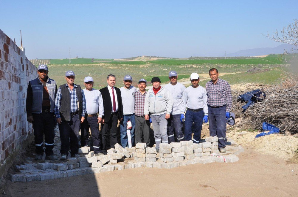 Salihli’de Kırsal Mahallelere Hizmet