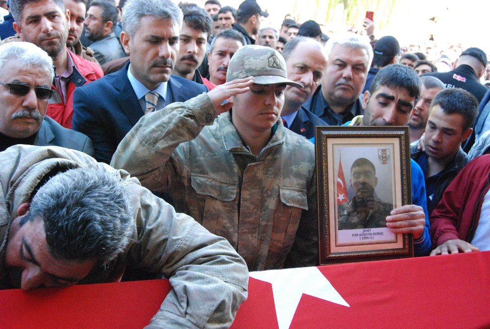 Suriye Sınırında Şehit Olan Asker Son Yolculuğuna Uğurlandı