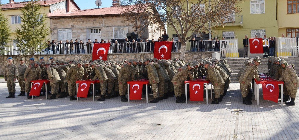 Tunceli’de 168 Güvenlik Korucusu Yemin Etti