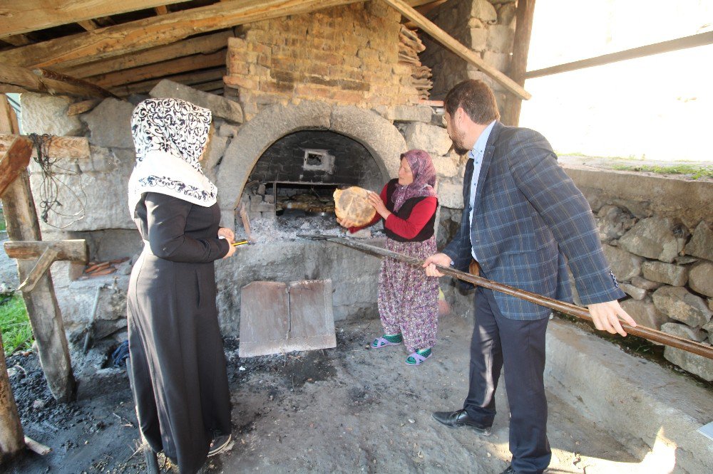 Pürsünler Mahallesi’nde Bir Gelenek Devam Ediyor