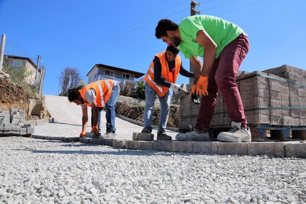 Başiskele’de Muhtarlık Binası Ve İş Yerleri Yapımında Sona Gelindi