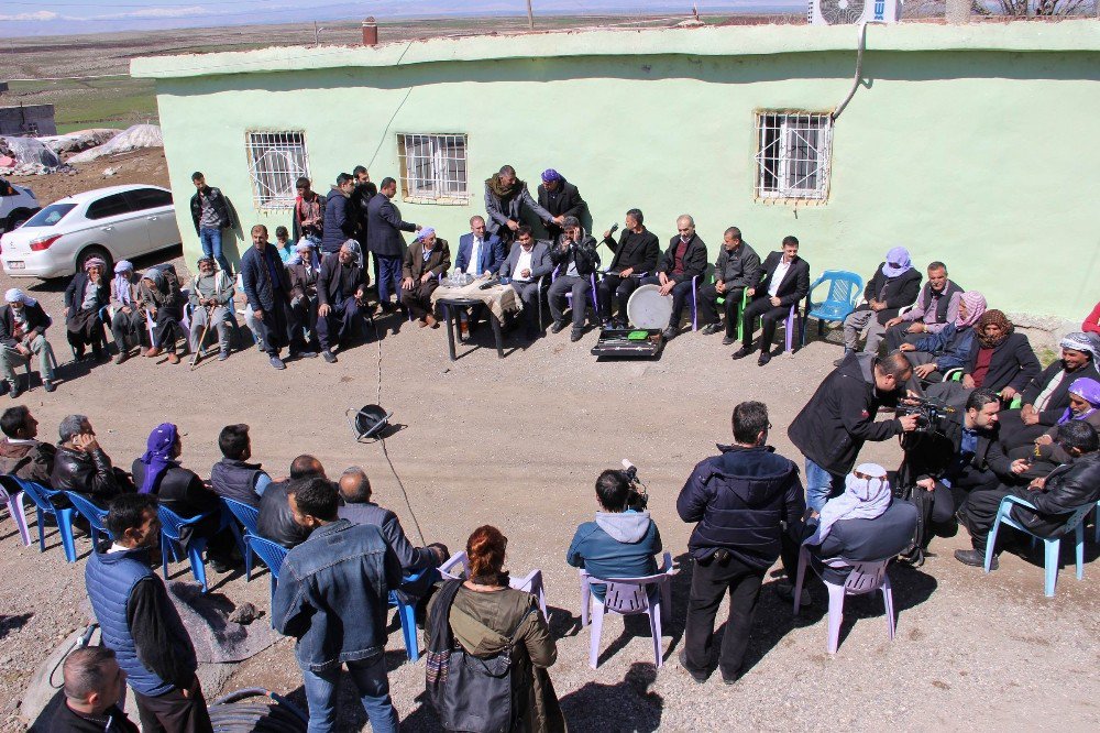 Dengbejlik Kültürü Yeniden Canlanıyor