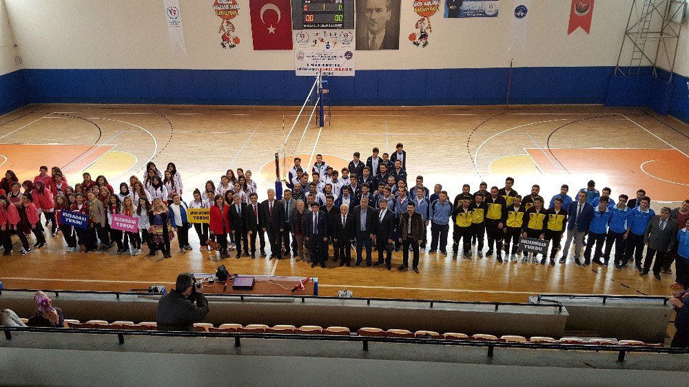 Kyk’da Voleybol Heyecanı Başladı