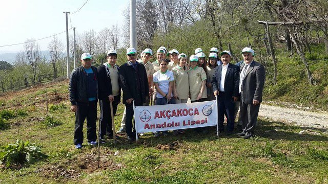 Akçakoca’da Orman Haftasında Çok Sayıda Fidan Dikildi