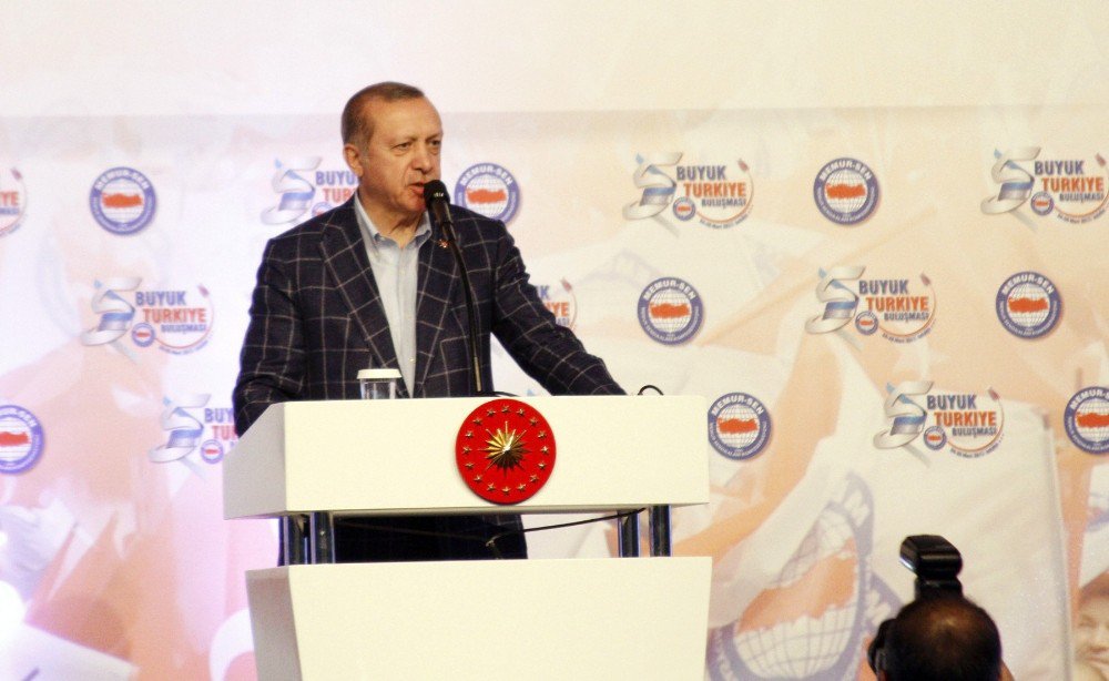 Cumhurbaşkanı Erdoğan: "Fatih Gemiyi Karadan Yürüttü, Biz Denizin Altından"