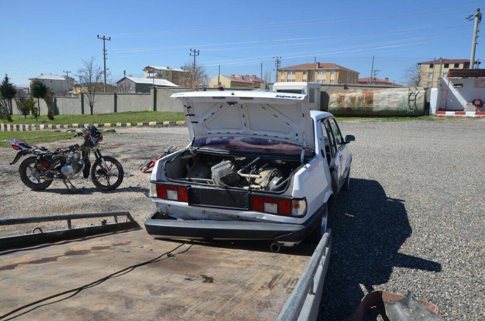 Bombalı Eylemlerde Kullanılacak 1 Otomobil, 4 Motosiklet Yakalandı