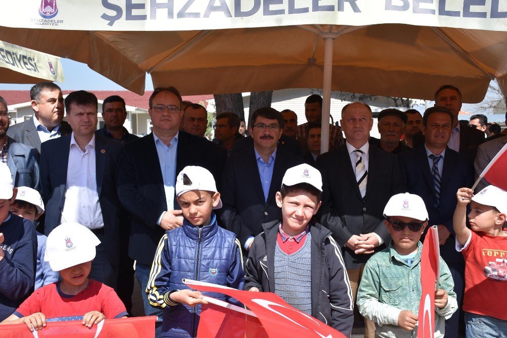 Yeşilköy Mahallesi Çok Amaçlı Salonun Temeli Atıldı