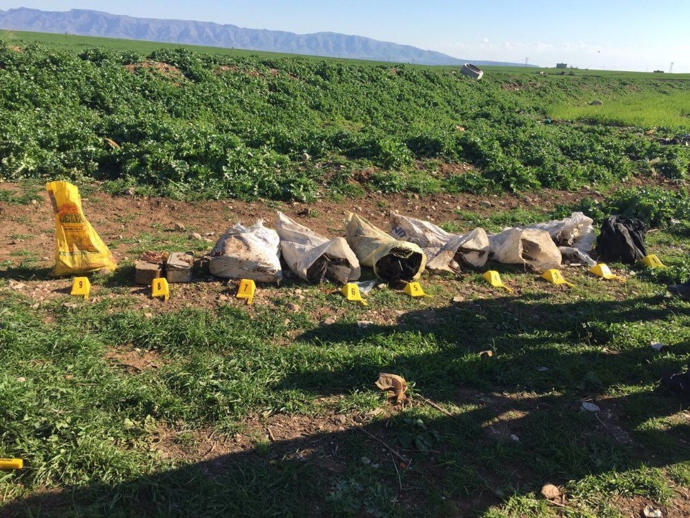 Teröristlerin Dere Yatağına Sakladığı Mühimmat Bulundu