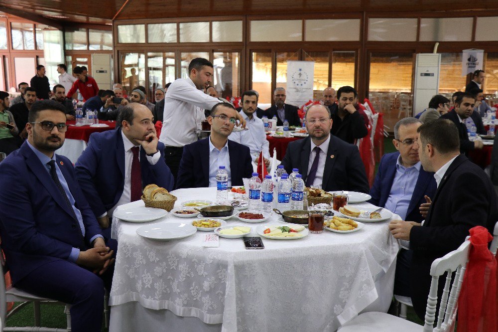 İzmir Tümsiad Üyeleri Referandum Sürecini Değerlendirdi