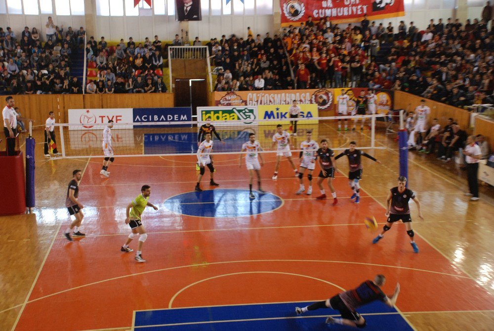 Voleybol Efeler Ligi