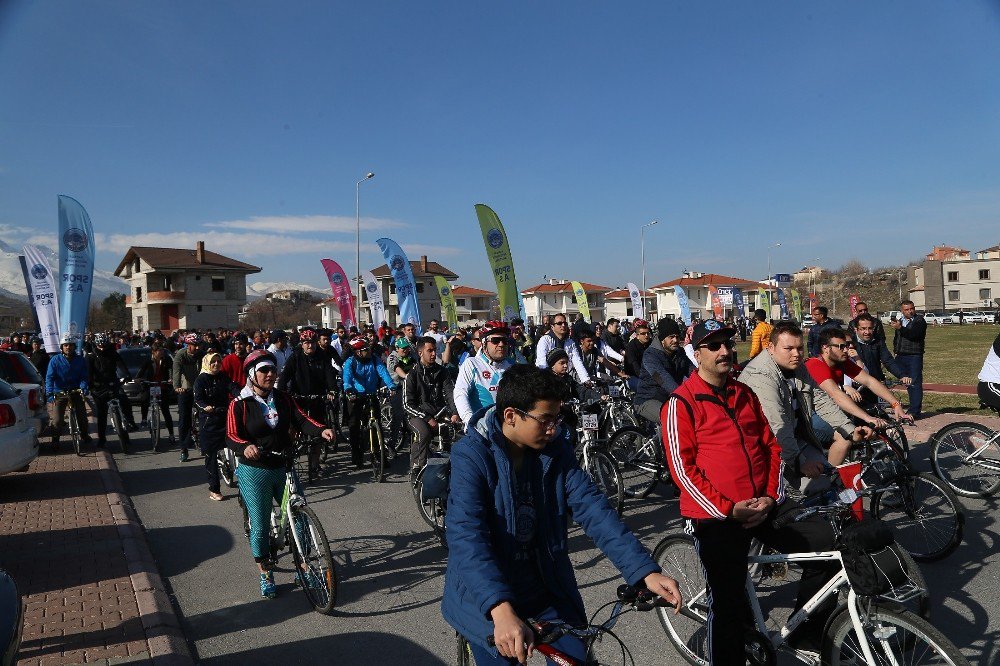 Sağlık İçin Pedalladılar