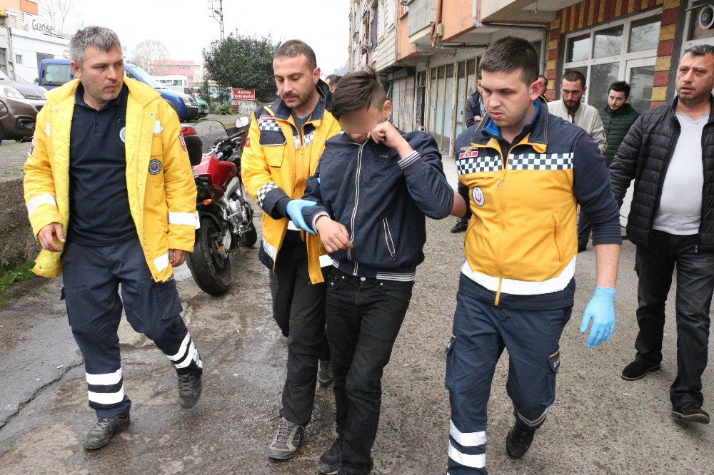 Uyuşturucu Madde Kullanan Genç Hastaneye Kaldırıldı