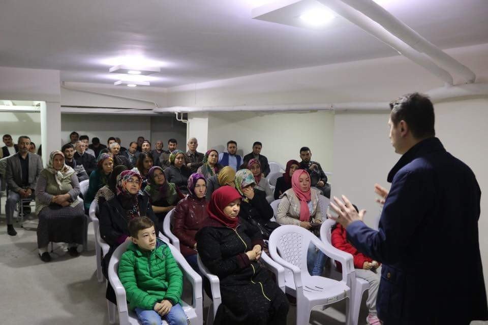 75’inci Yıl Mahalle Sakinlerine Cumhurbaşkanlığı Hükumet Sistemi Anlatıldı