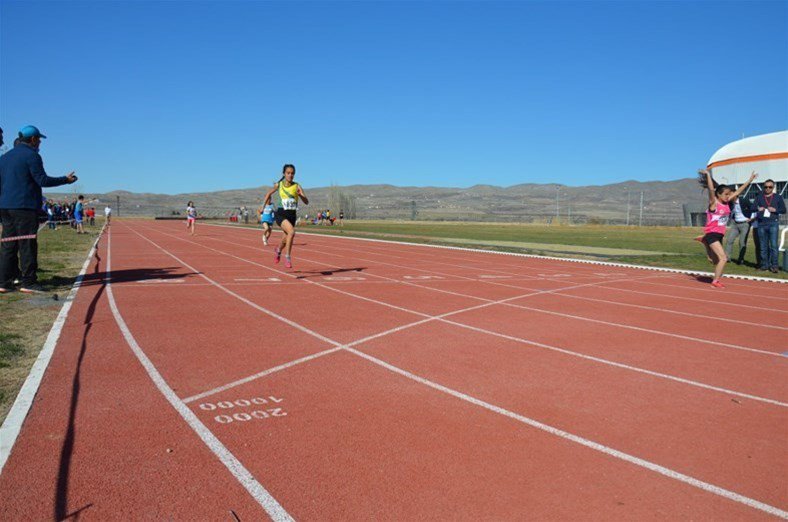 Analig Atletizm Yarı Final Müsabakaları Sona Erdi