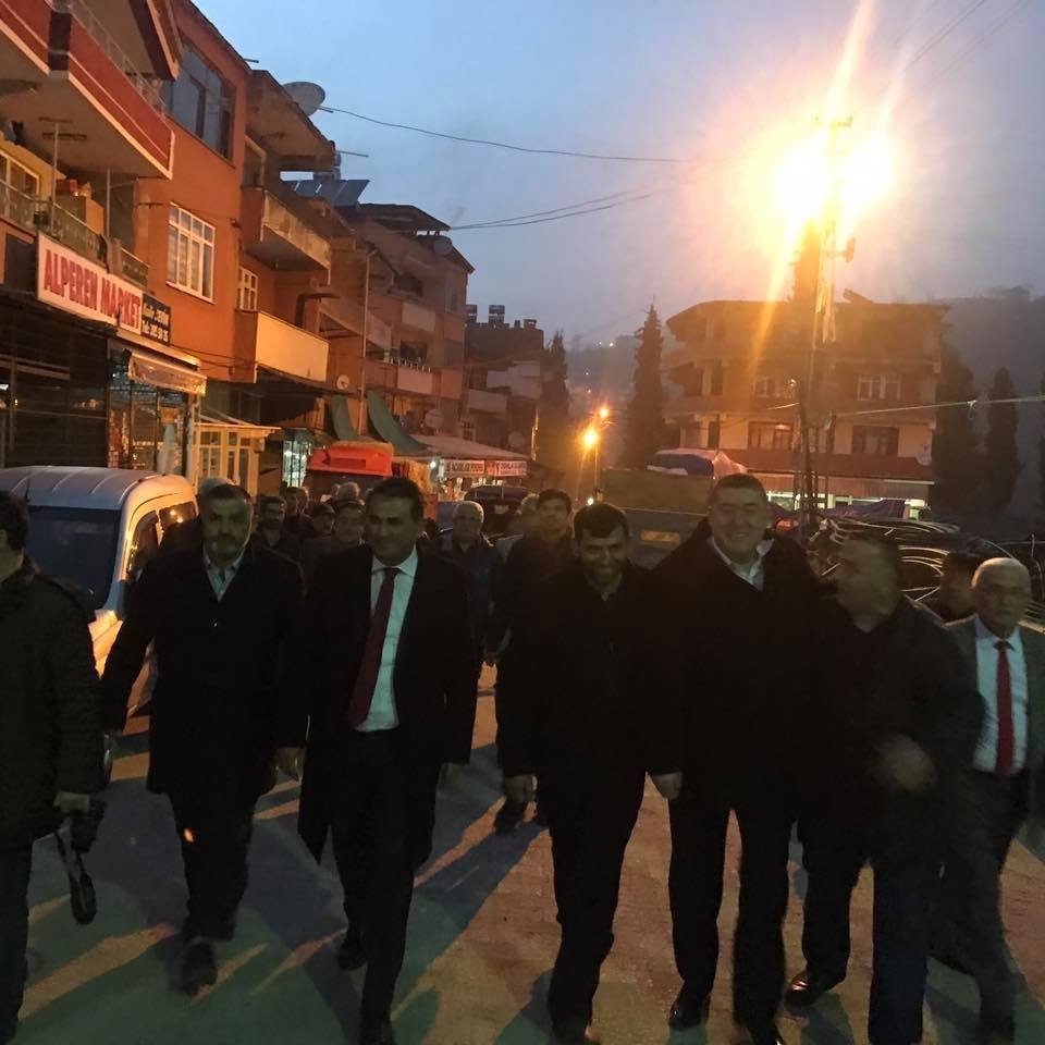 Başkan Tekin, Referandum Çalışmalarına Köy Ziyaretleriyle Devam Ediyor