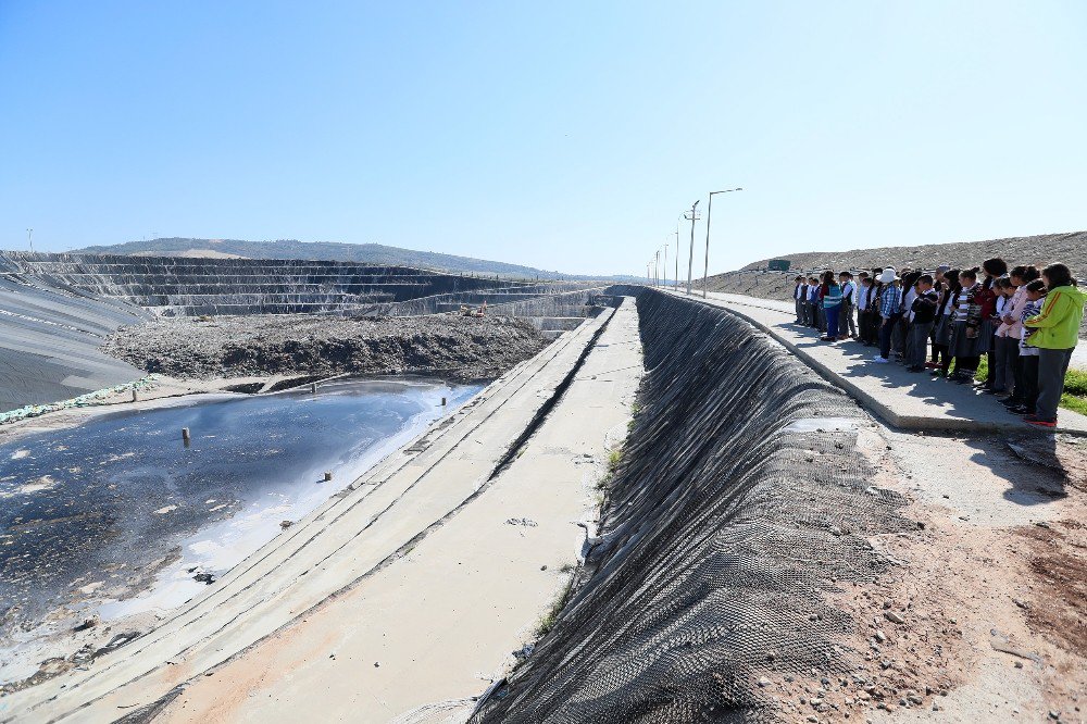 Öğrenciler, Entegre Katı Atık Değerlendirme Tesisini Gezdi