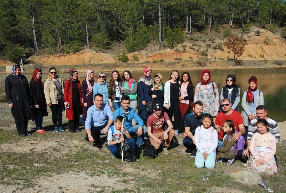 Fotoğrafçıların Gölet Ve Yangın Gözetleme Kulesi Gezisi