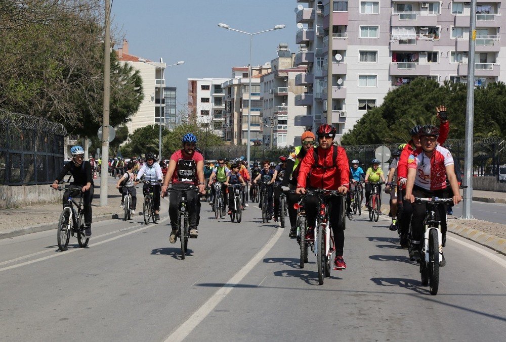 250’ye Yakın Bisikletçi ’Doğa İçin’ Pedala Bastı