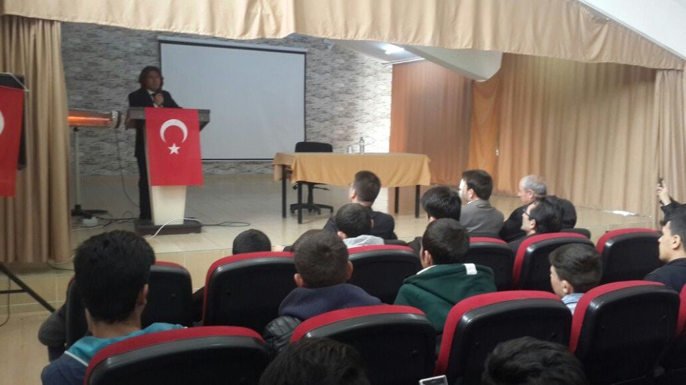 Hamur’da “Çanakkale Ruhu Ve Kardeşlik” Konulu Konferans