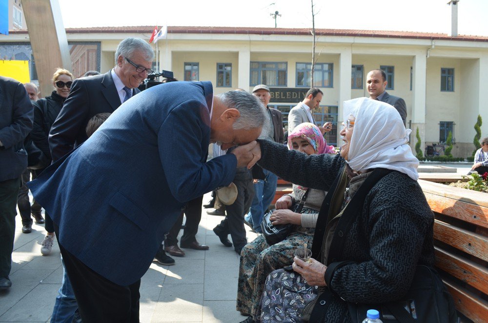 Başkan Karabağ’dan Kula’da Referandum Çalışması