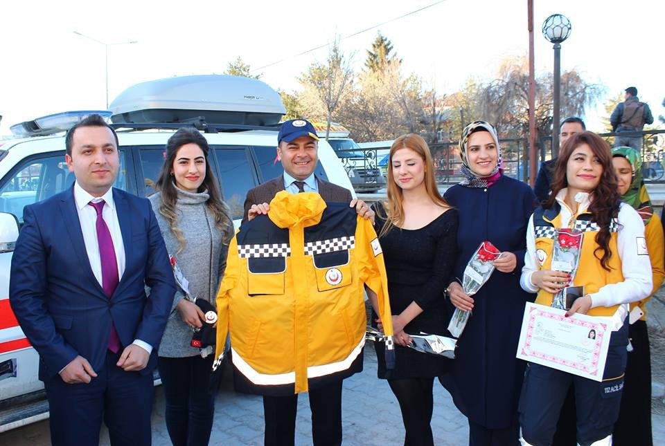 Kaymakamı Yaşar, Acil Tıp Teknisyenlerinin Gününü Kutladı