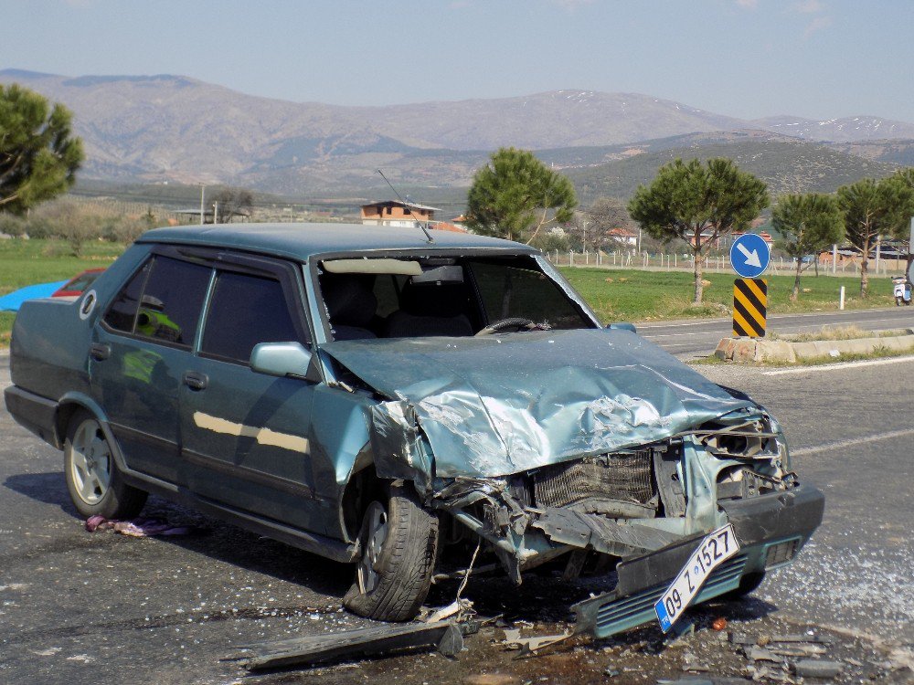 Karacasu’da Trafik Kazası; 4 Yaralı