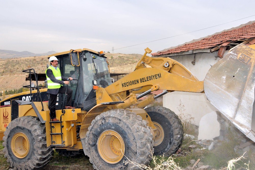 Keçiören Yükseltepe’de Tapu Dağıtımı Başladı