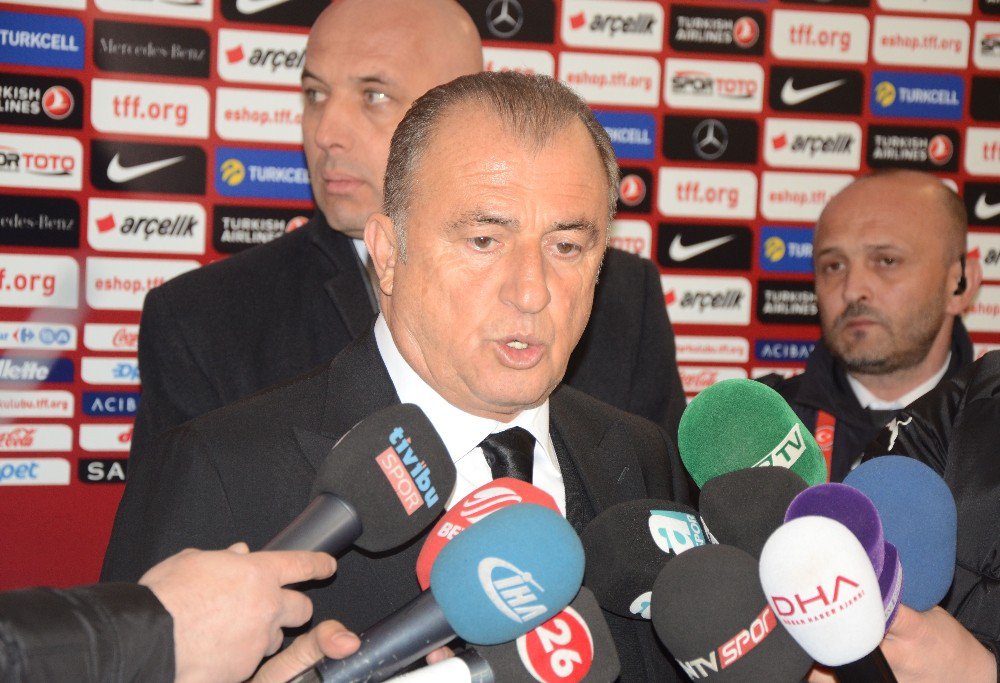 Fatih Terim, "Dünyanın En Genç Milli Takımlarından Birini Sahaya Sürdük"