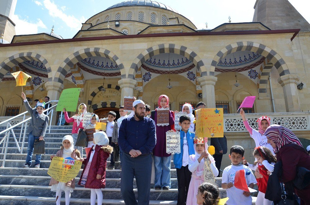 ‘Ailecek Camideyiz’ Etkinliğine Yoğun İlgi