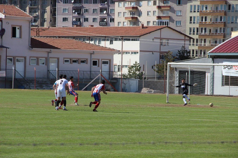 1.amatör Ligde Yarı Final İlk Maçları Oynandı