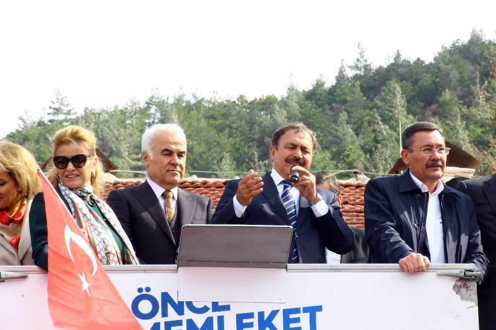 Bakan Eroğlu Nallıhan’da Konuştu