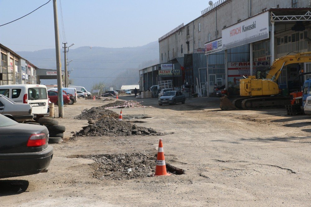 Kdz. Ereğli’de Sanayi Esnafı Asfalt İstiyor