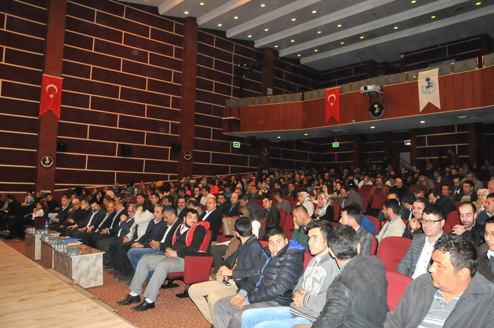 Akşehir Belediyesi’nden "Yeni Anayasa, Yeni Türkiye" Konulu Konferans