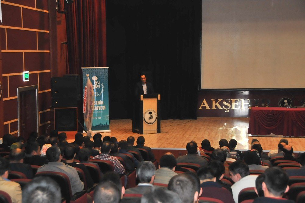 Akşehir Belediyesi’nden "Yeni Anayasa, Yeni Türkiye" Konulu Konferans