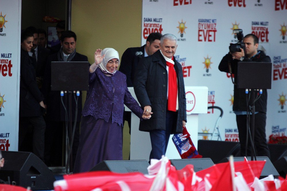 Başbakan Yıldırım: “Erzurumlu Teyyo Bunun Yalanlarını Duysa Pataklar Bunu”