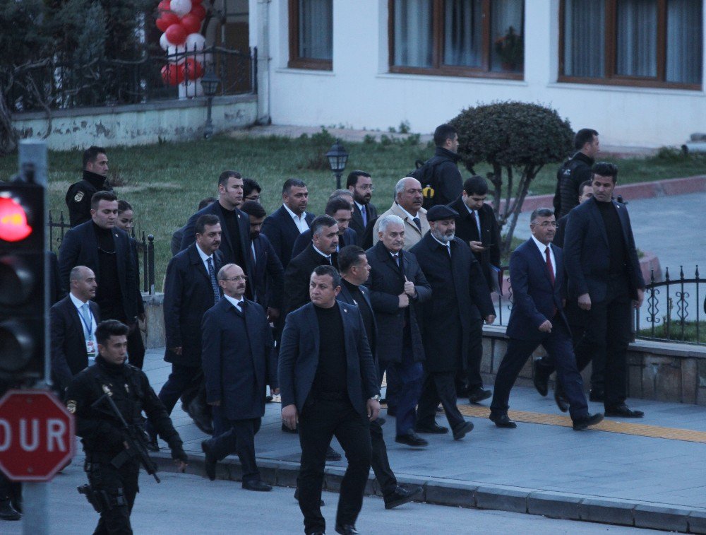 Başbakan Yıldırım Niğde’den Ayrıldı