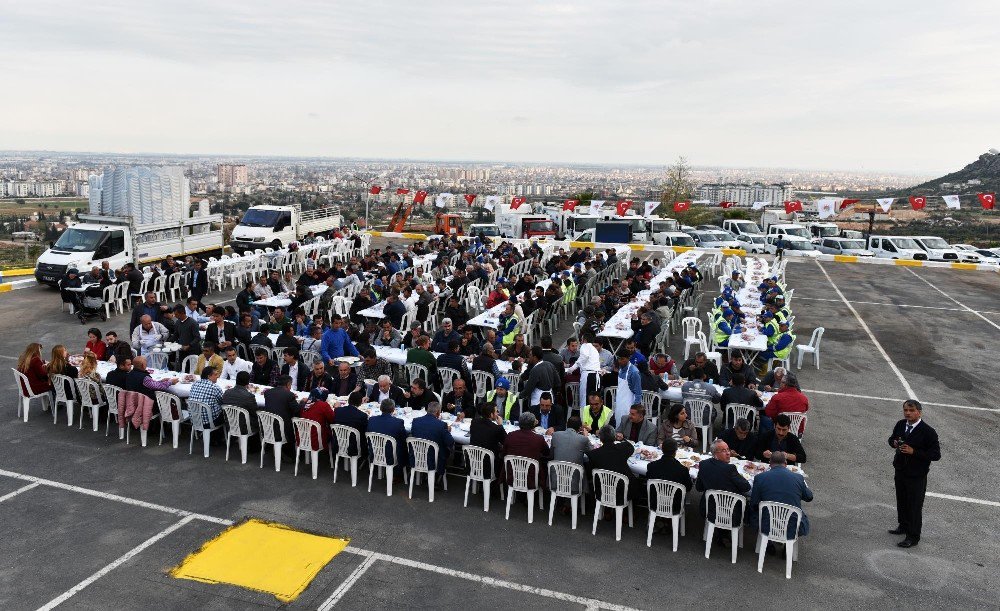 Kepez Belediyesi’nden Temizlik İşçilerine Zam Ve İkramiye Müjdesi