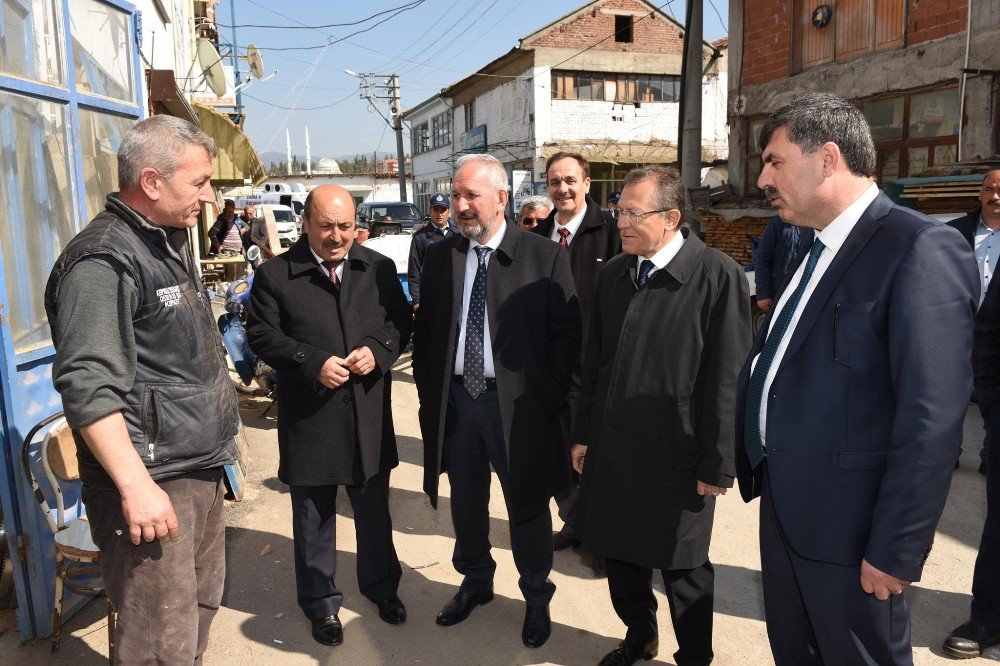 Başkan Uğur’dan Kepsut’ta Esnaf Ziyareti