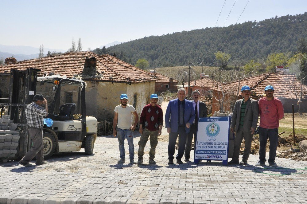 Yıllardır Hizmet Alamayan Kobaşdere’de Hizmet Atağı