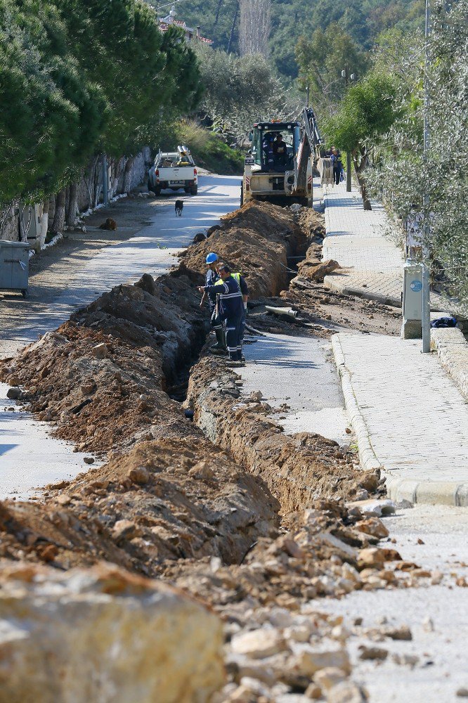 Ölüdeniz’in İçme Suyu Hatları Yenileniyor