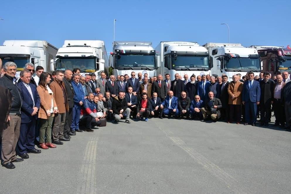 Trabzon’dan Suriye’ye 8 Tır Dolusu Yardım Malzemesi